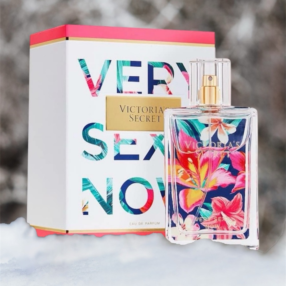 Victoria's Secret Very Sexy Now Eau de Parfum - Floral Design